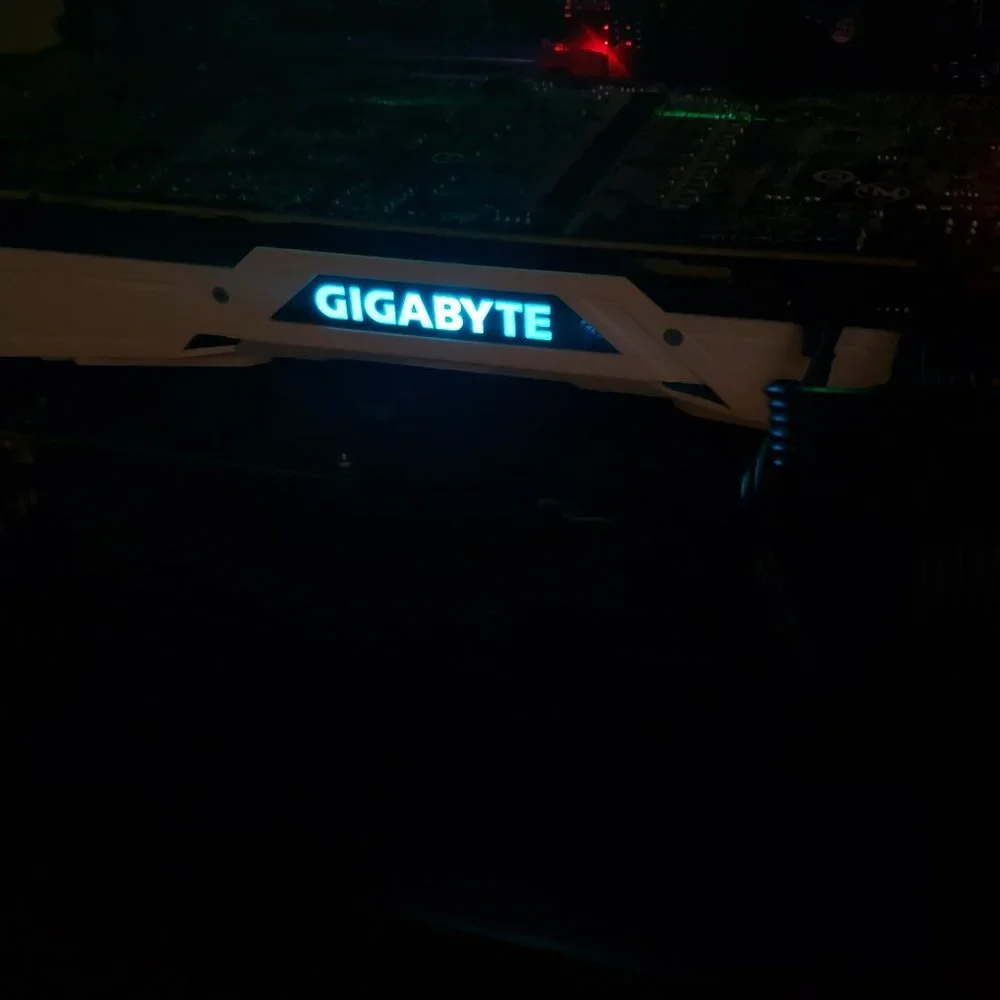 🎉HOST PICK🎉 GIGABYTE NVIDIA GeForce GTX 1080 Ti 11GB Graphics Card GAMING